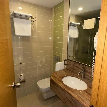 イライダ クシャダス