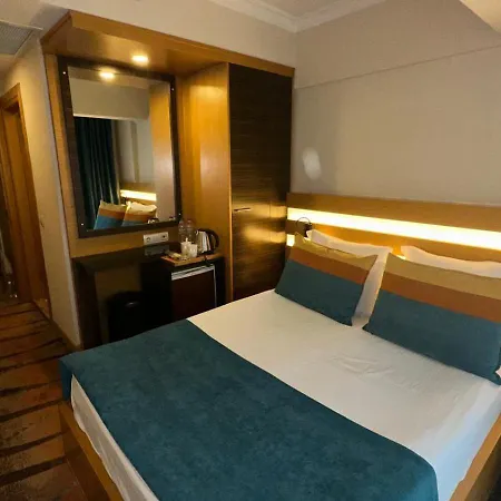 ホテル イライダ 2*