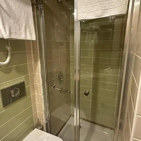 イライダ クシャダス